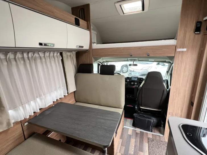 Fahrzeugbild Weinsberg CaraHome 600 DKG - AUTOMATIK - #18