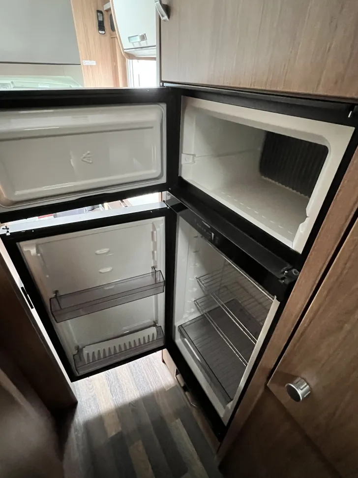 Fahrzeugbild Weinsberg CaraHome 600 DKG - AUTOMATIK - #22