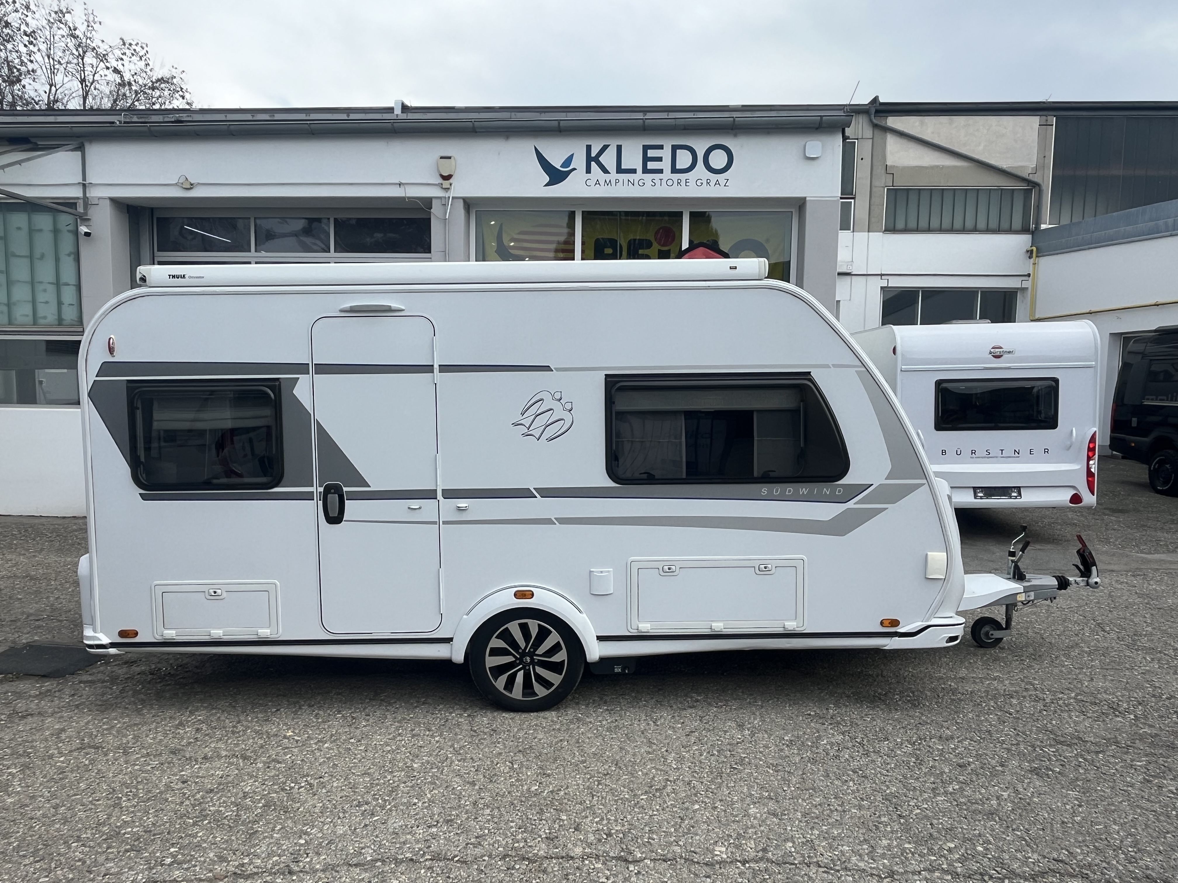 Knaus Südwind 450 FU - Bild 2