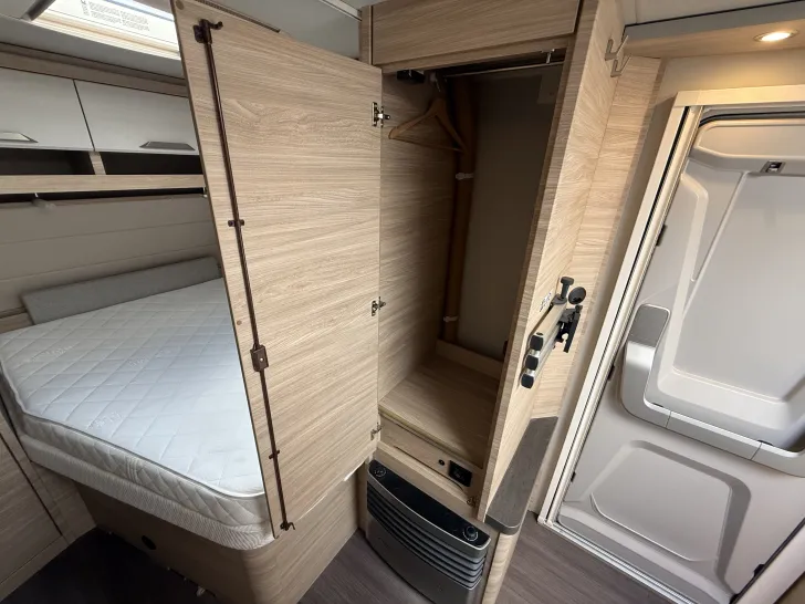 Fahrzeugbild Knaus Südwind 450 FU #22