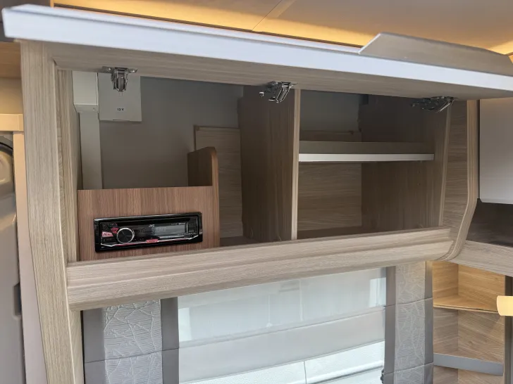 Fahrzeugbild Knaus Südwind 450 FU #26