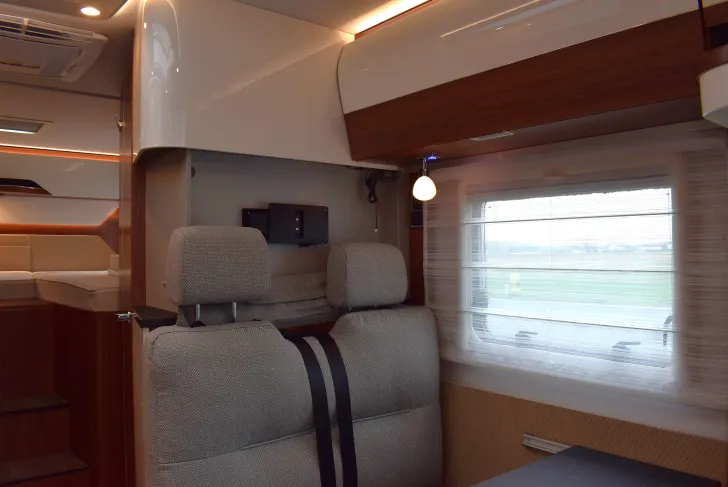 Fahrzeugbild Hymer B-Klasse MC T 580 Mercedes, Doppelboden, ab Nov. #10