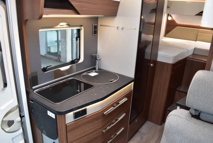 Fahrzeugbild Hymer B-Klasse MC T 580 Mercedes, Doppelboden, ab Nov. #11