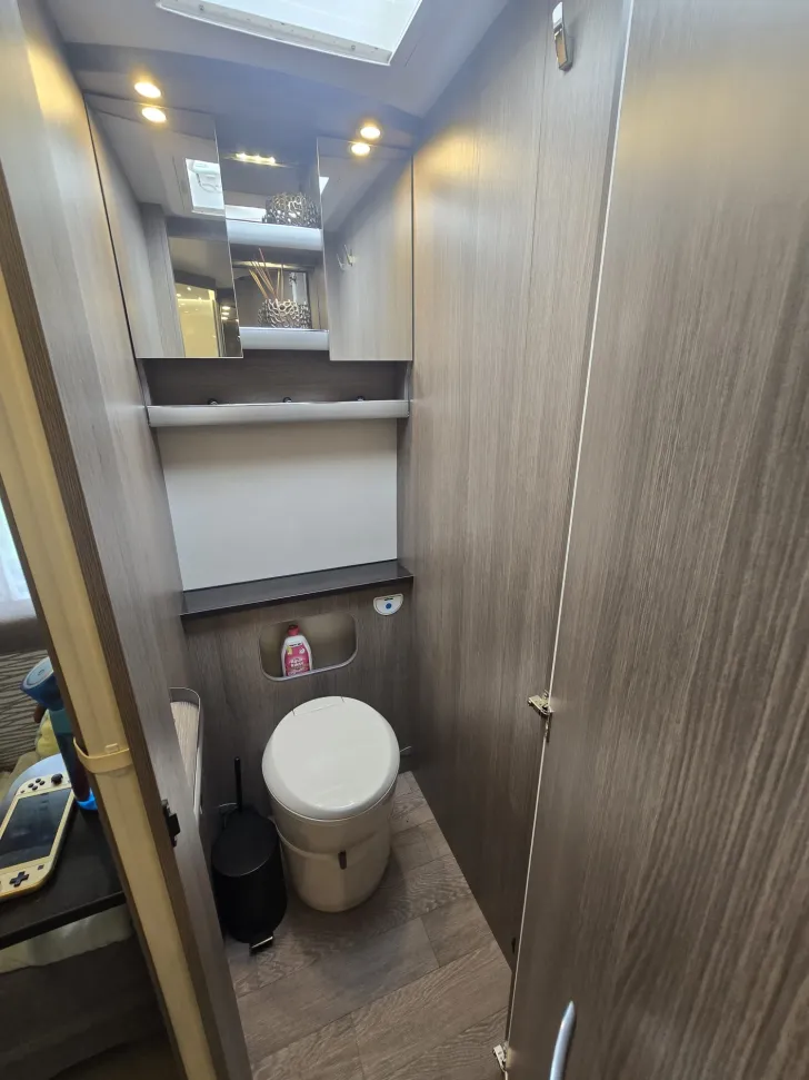 Fahrzeugbild Hobby Prestige 720 KWFU Top Zustand #8