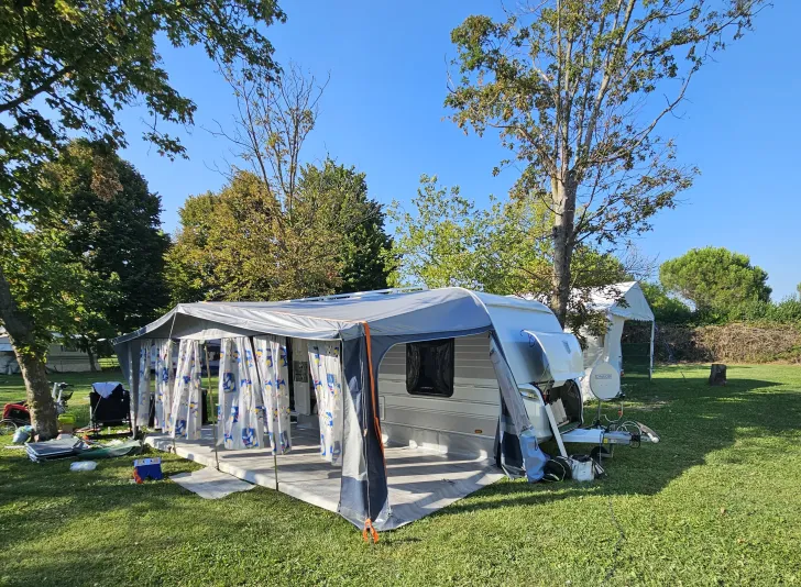 Grundriss Nacht Tabbert Bellini 620 SD/F Gut gepflegt