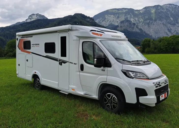 Frontal Vorne Weinsberg CaraCompact EDITION PEPPER 600 MEG -VERKAUFT-