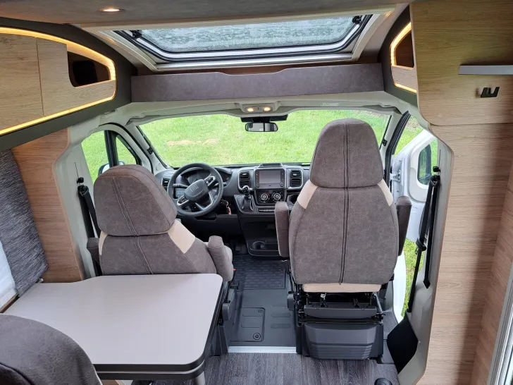 Fahrzeugbild Weinsberg CaraCompact EDITION PEPPER 600 MEG -VERKAUFT- #12