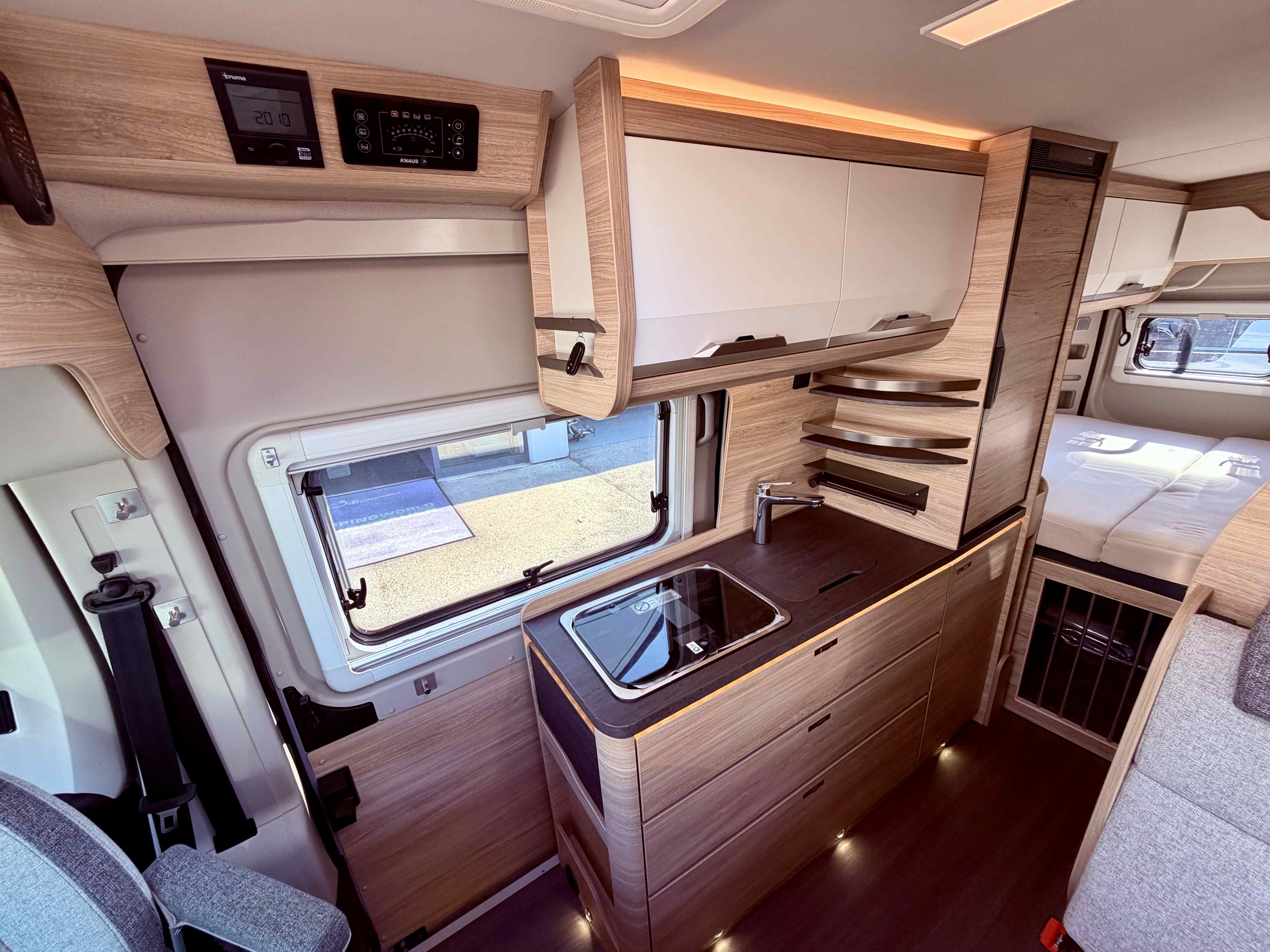 Knaus BoxStar 600 Street 60 Years - Bild 12