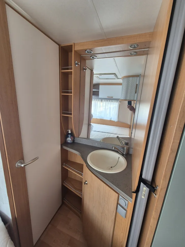 Fahrzeugbild Knaus Südwind 550 FSK #6