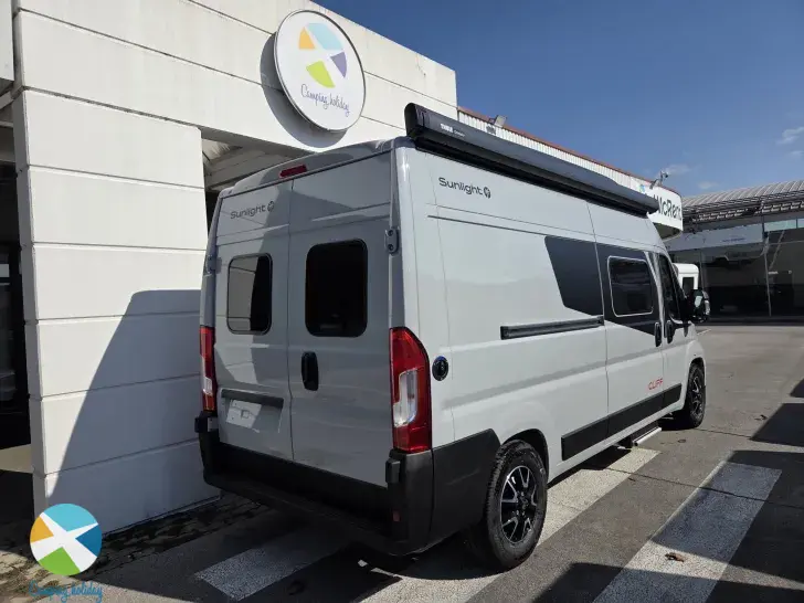 Seitlich Sunlight Camper Van CLIFF 600 Adventure Edition RT, Aut.