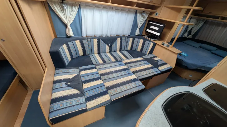 Grundriss Nacht Dethleffs Camper 560 SK Glattblech, Top Zustand, Mover