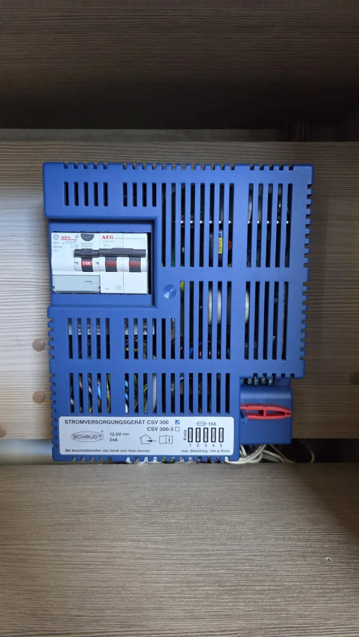 Fahrzeugbild Bürstner Averso Plus 410 TS Hubett #11