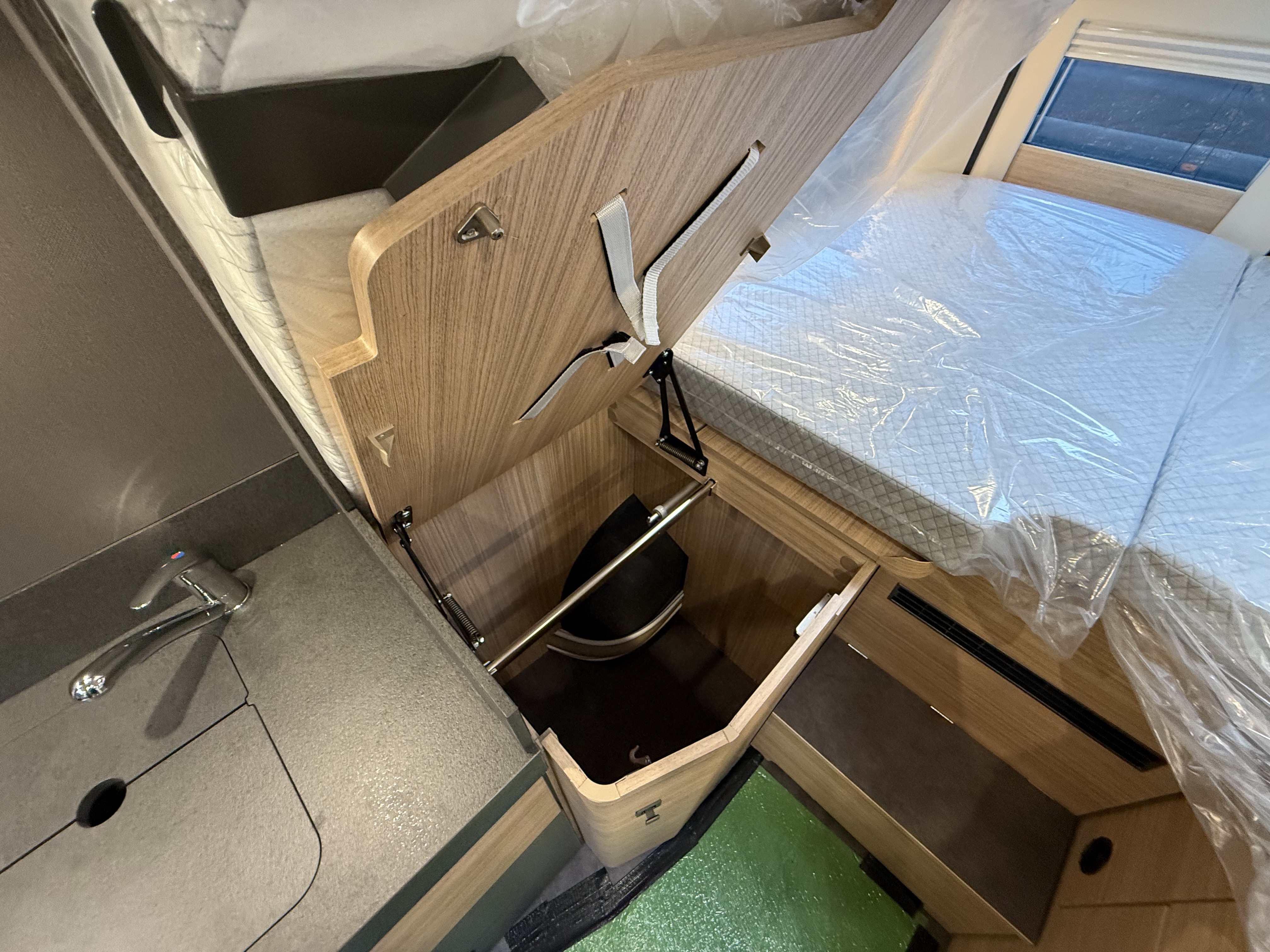 Malibu Van Relax 640 LE R ambition - Bild 20