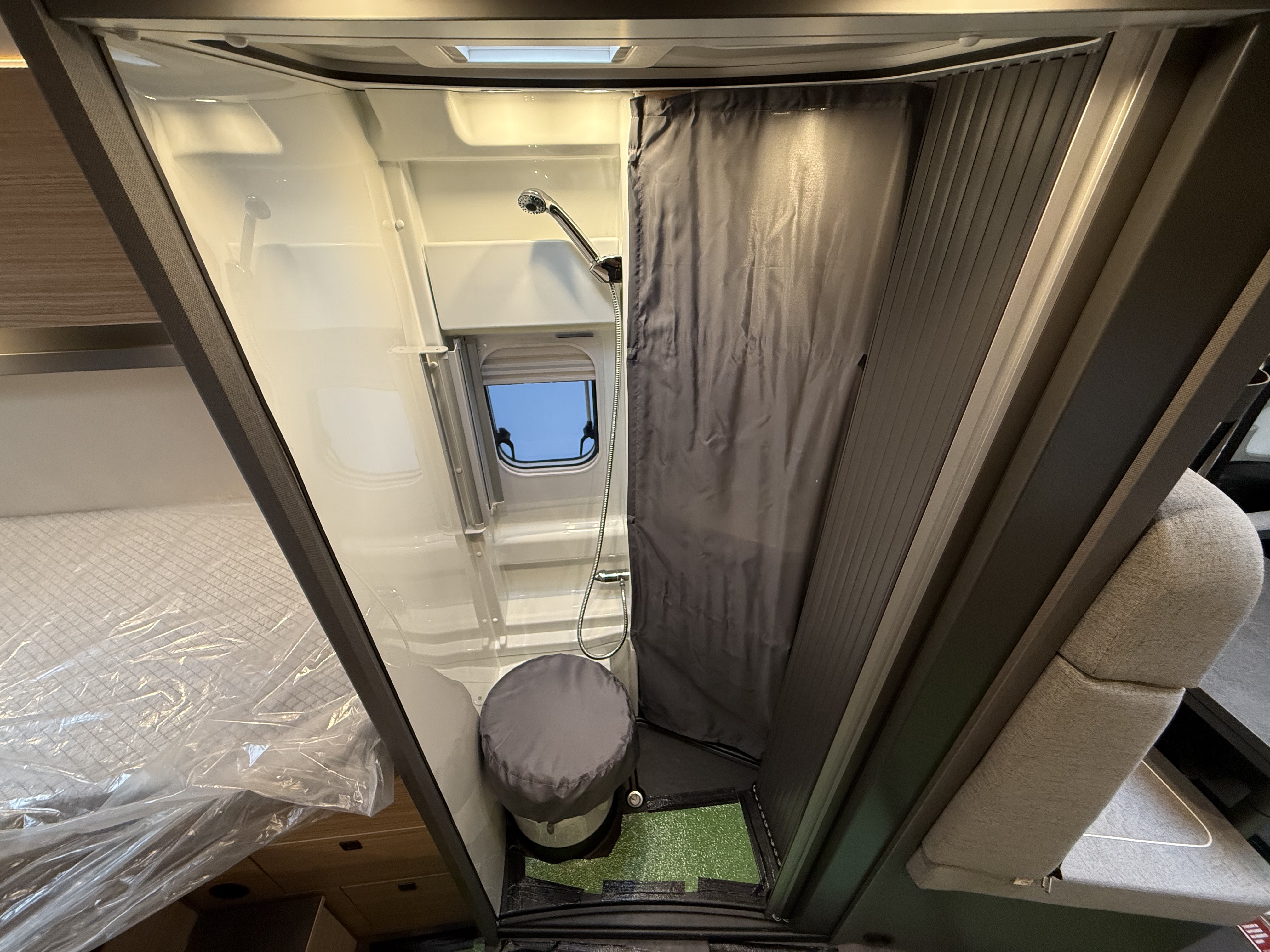 Malibu Van Relax 640 LE R ambition - Bild 27