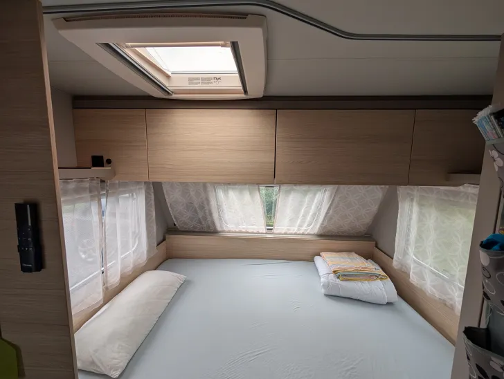 Grundriss Nacht Weinsberg CaraCito 470 QDK Neuwertig