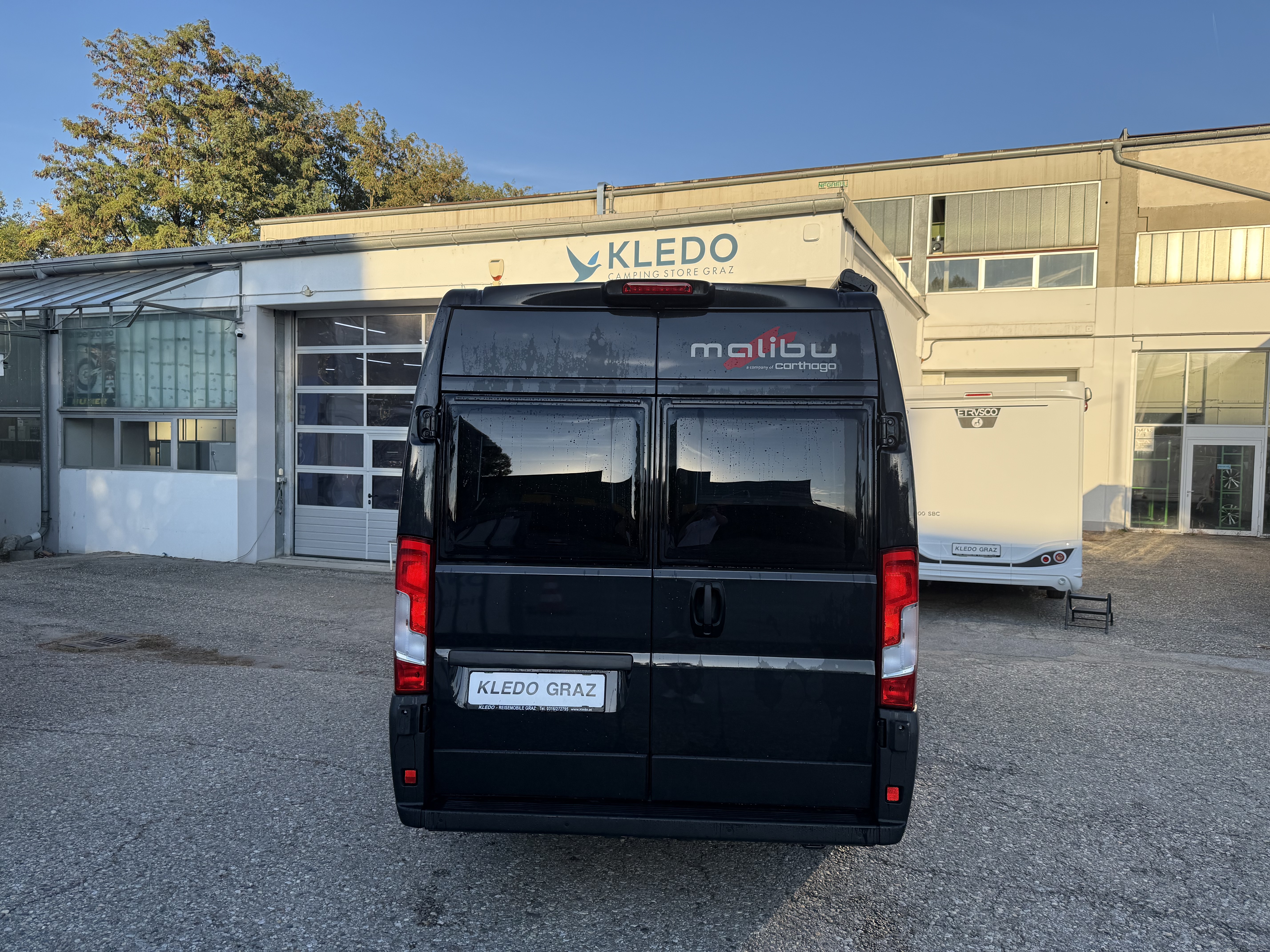 Malibu Van First Class – Two Rooms 640 LE RB charming GT skyview - Bild 3