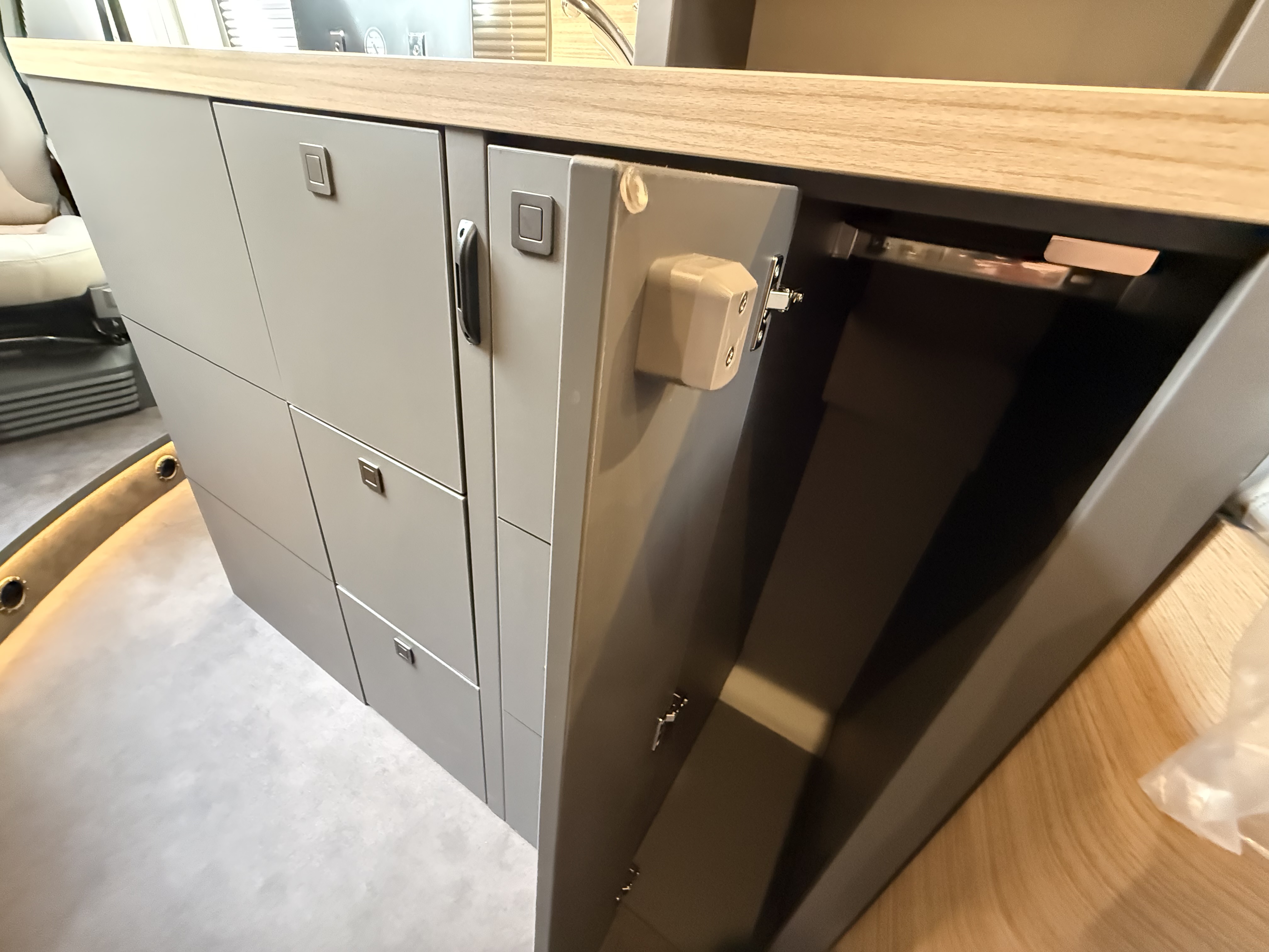 Malibu Van First Class – Two Rooms 640 LE RB charming GT skyview - Bild 20