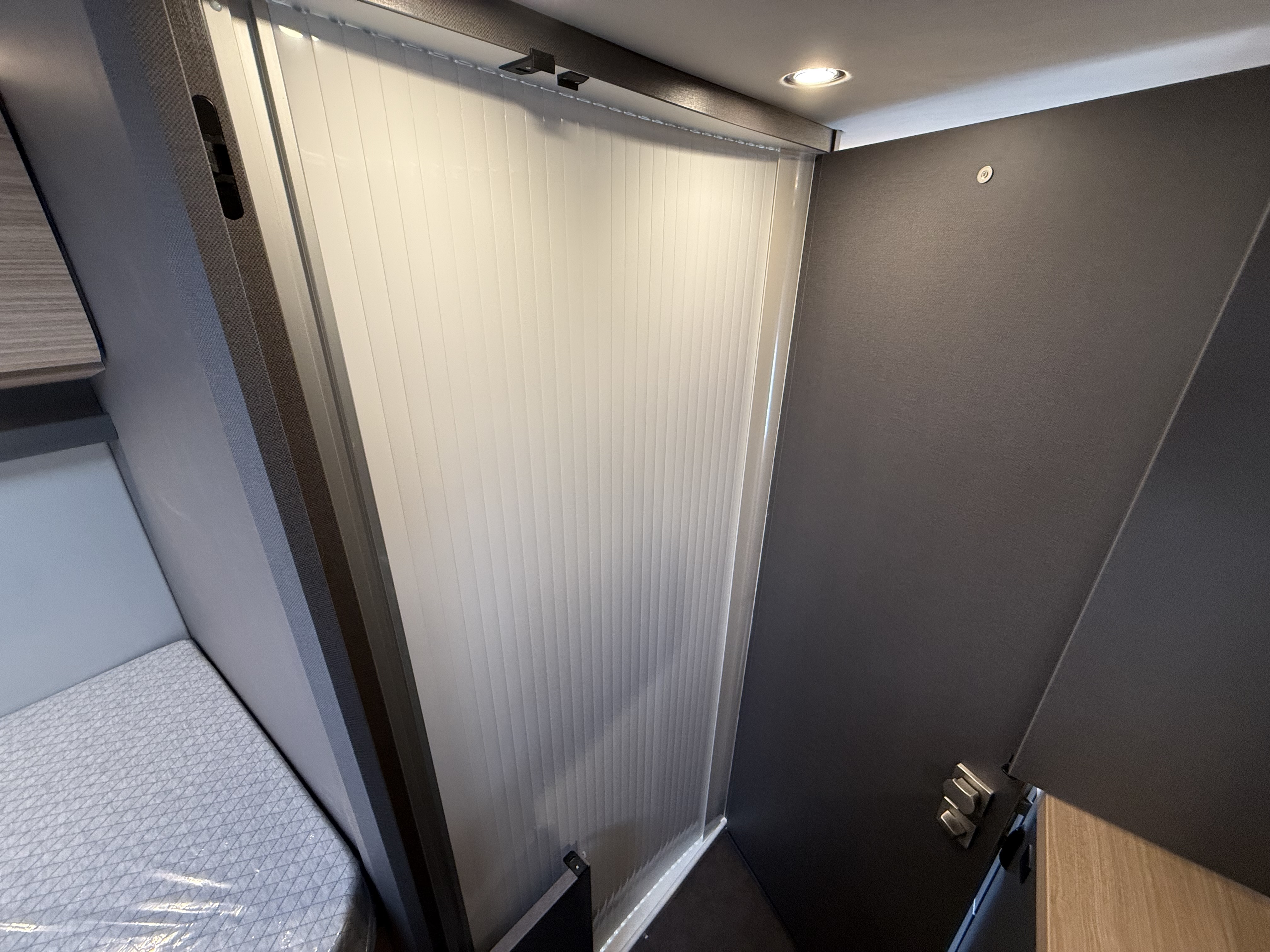 Malibu Van First Class – Two Rooms 640 LE RB charming GT skyview - Bild 27