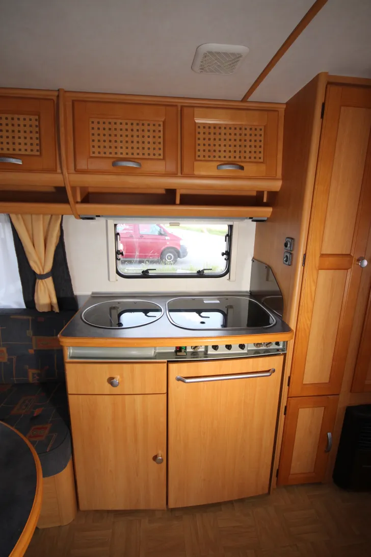 Fahrzeugbild LMC Dominant 545 E #7