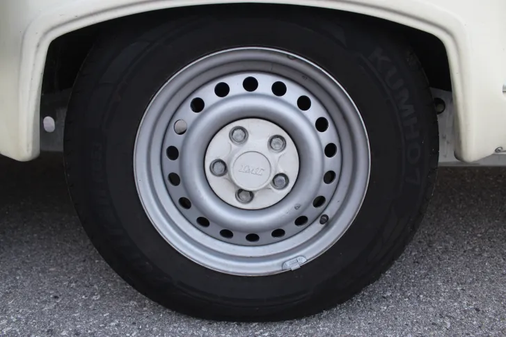 Fahrzeugbild LMC Dominant 545 E #22